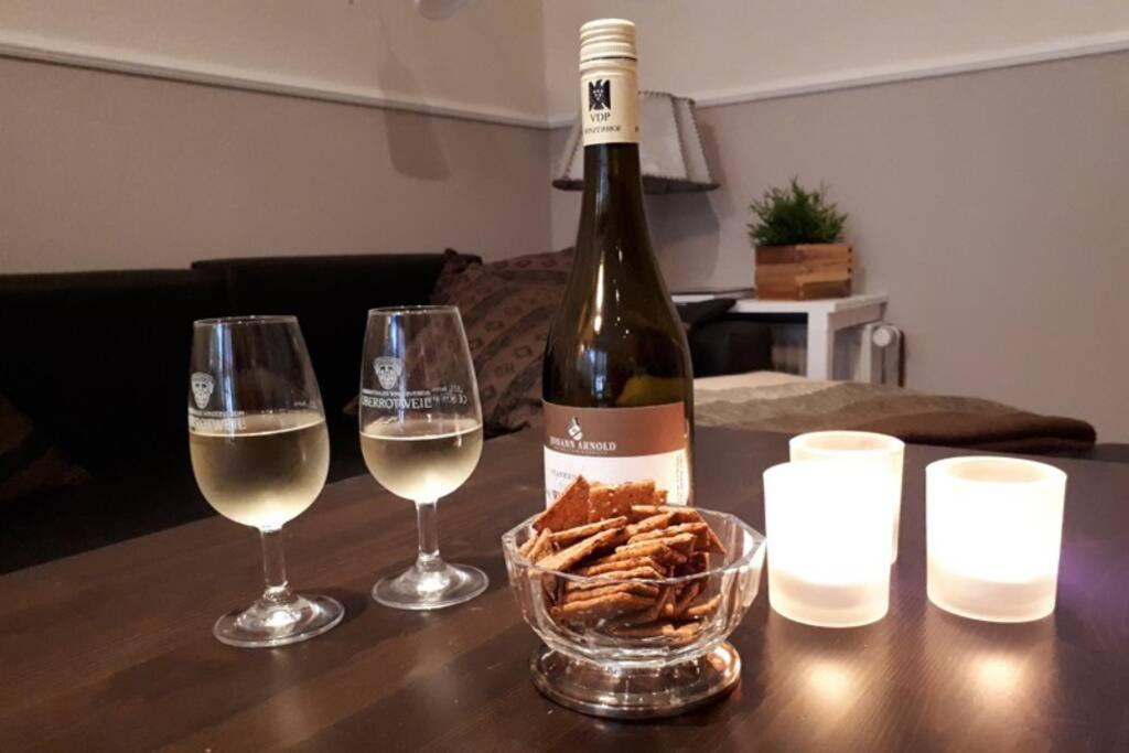 Eine gemütliche Ferienwohnung mit Garten Bad Karlshafen Exterior foto