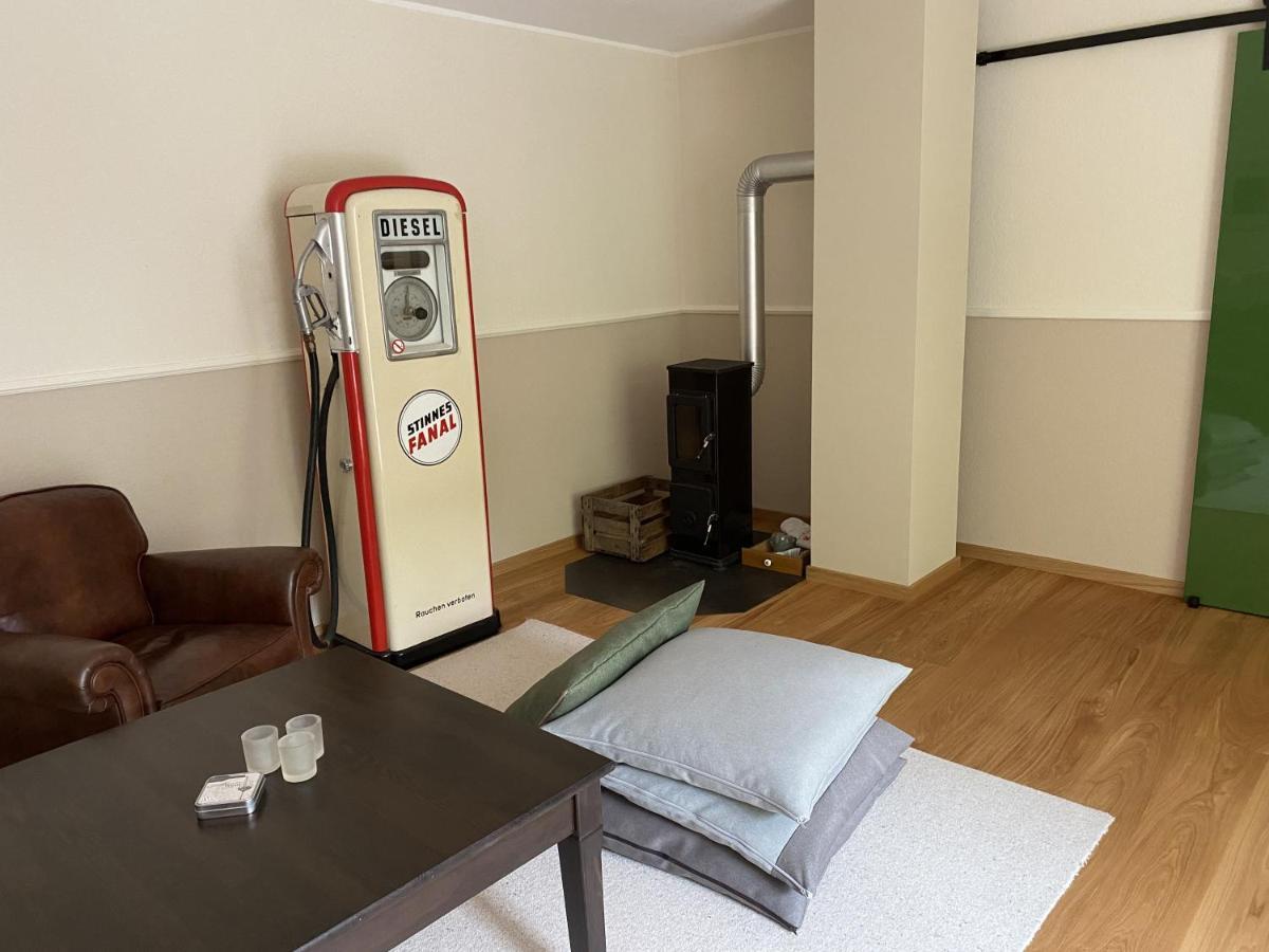 Eine gemütliche Ferienwohnung mit Garten Bad Karlshafen Exterior foto